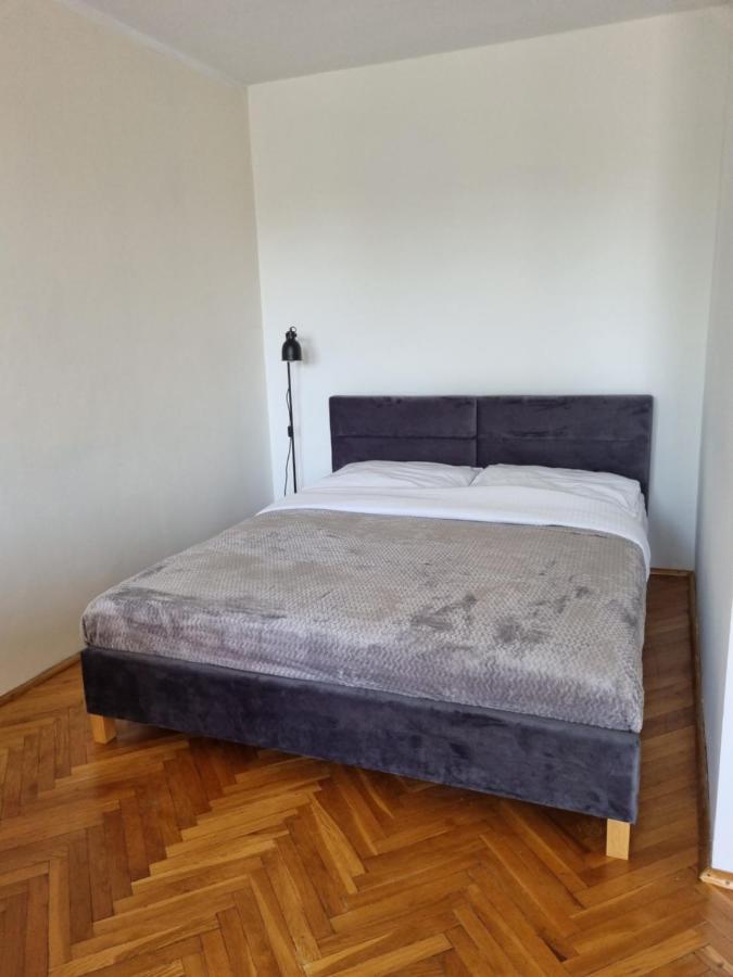 Piastowska100 Apartament *